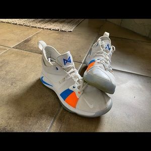 Nike basketball shoes Paul George 2s